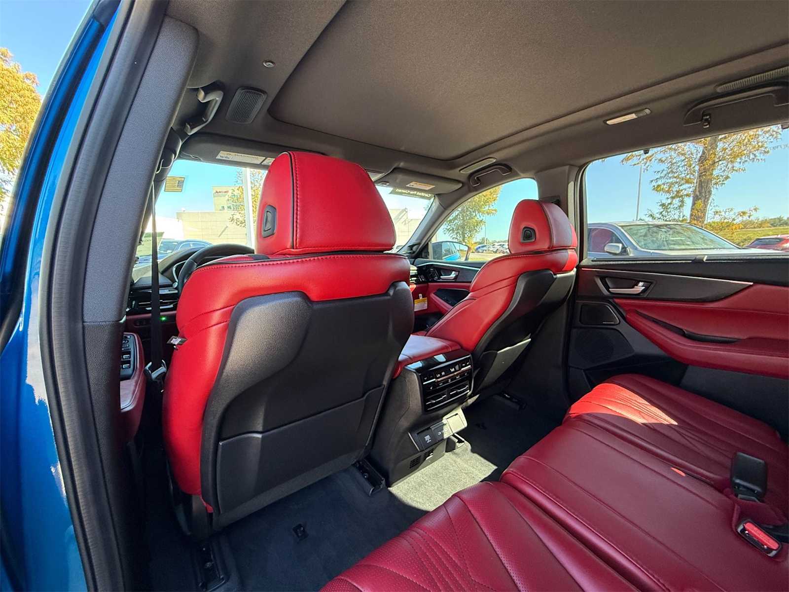 Thumbnail: 2026 Acura MDX - 12