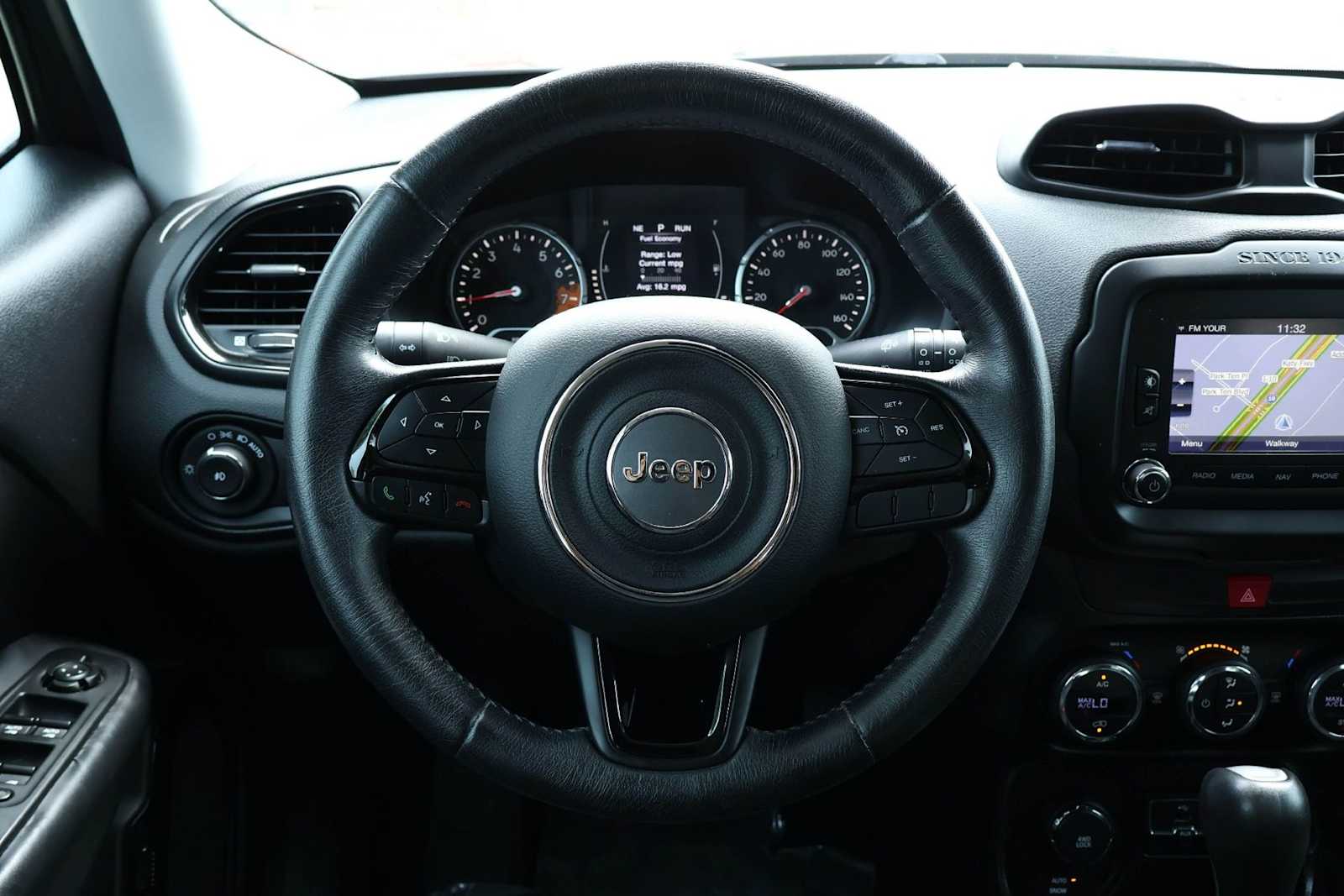 Thumbnail: 2016 Jeep Renegade - 15