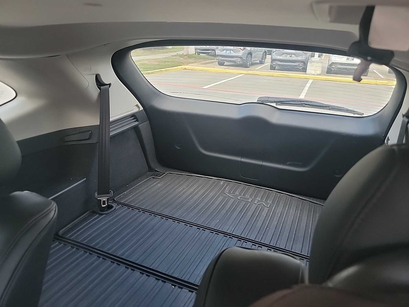 Thumbnail: 2023 Acura MDX - 10