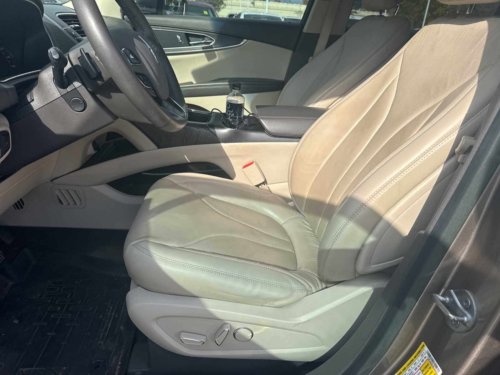 Thumbnail: 2018 Lincoln MKX - 6