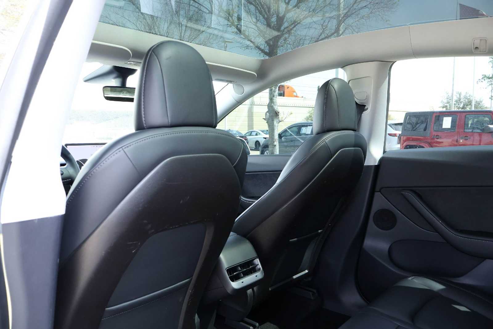 Thumbnail: 2020 Tesla Model Y - 12