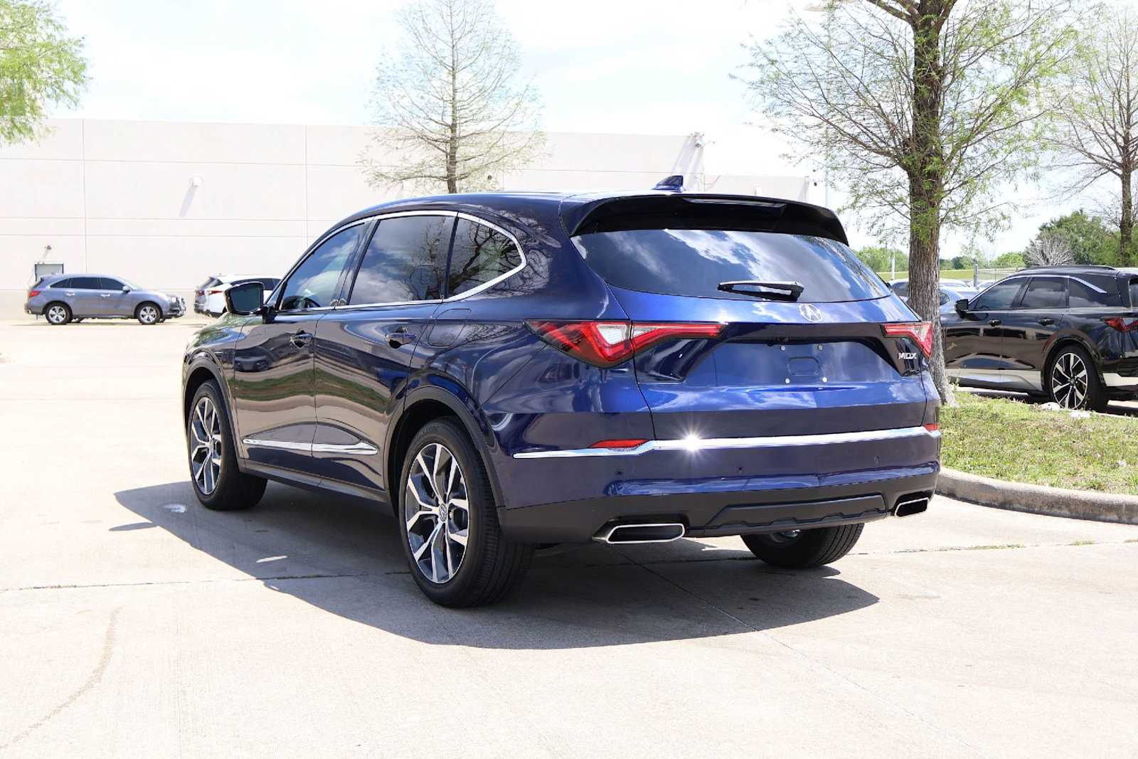 Thumbnail: 2023 Acura MDX - 4