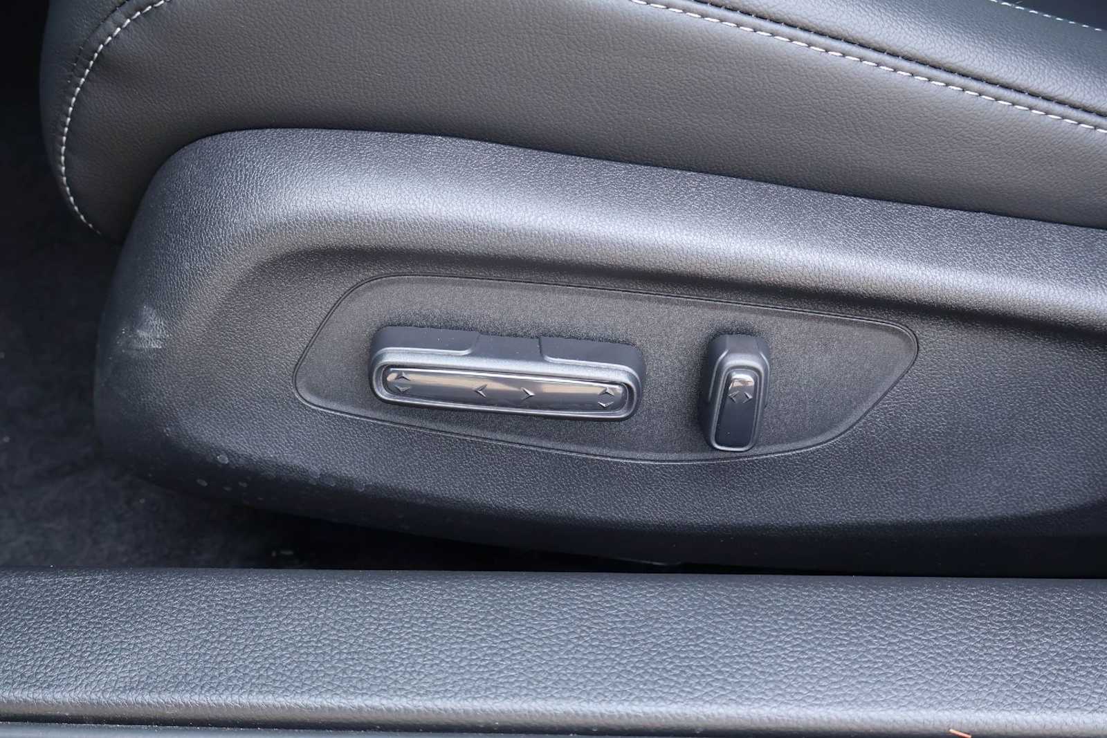 Thumbnail: 2026 Acura Integra - 24