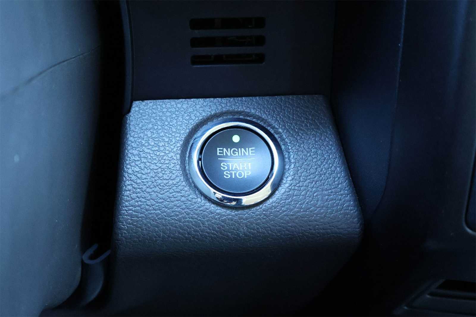 Thumbnail: 2019 Ford Expedition - 25