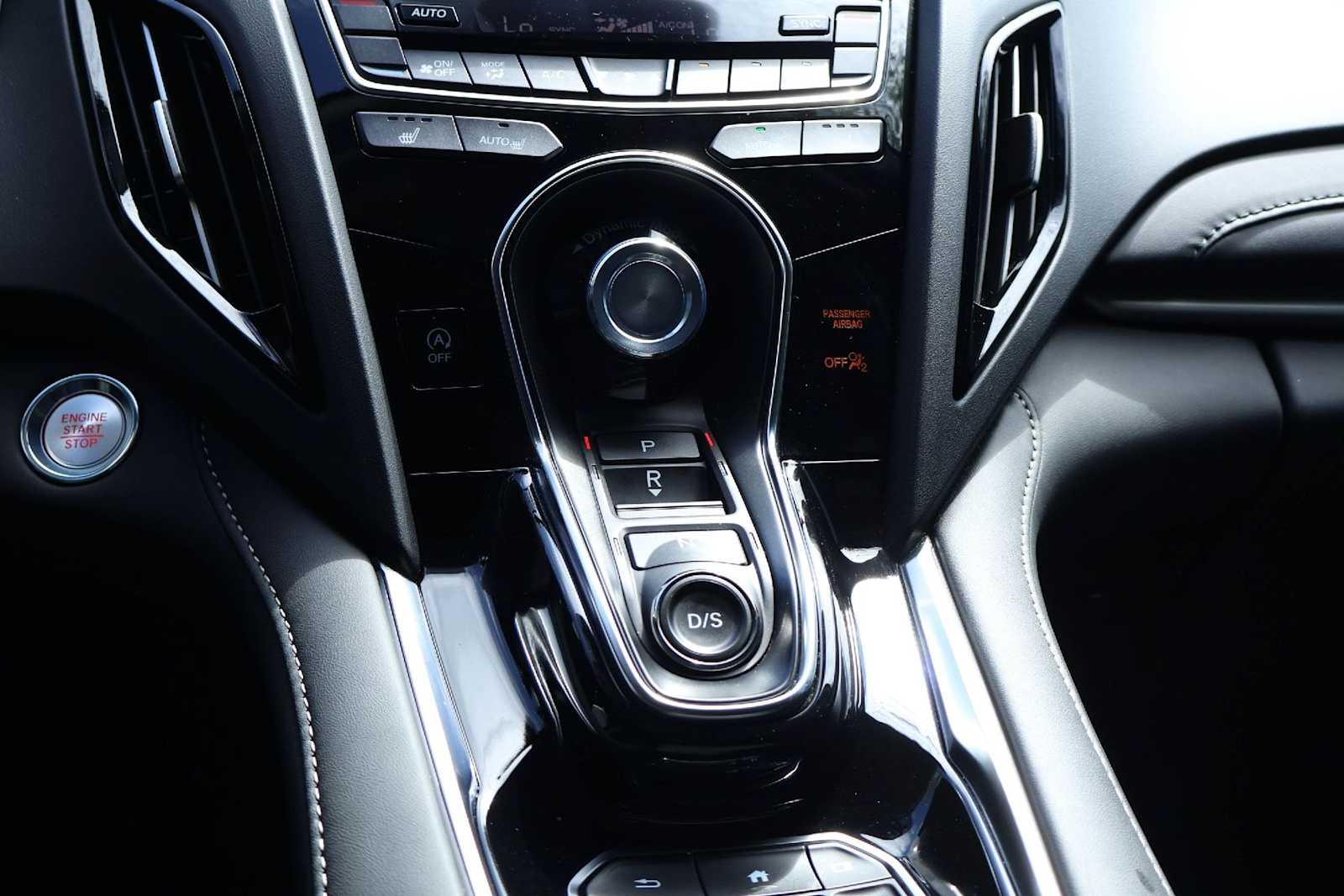 Thumbnail: 2024 Acura RDX - 17