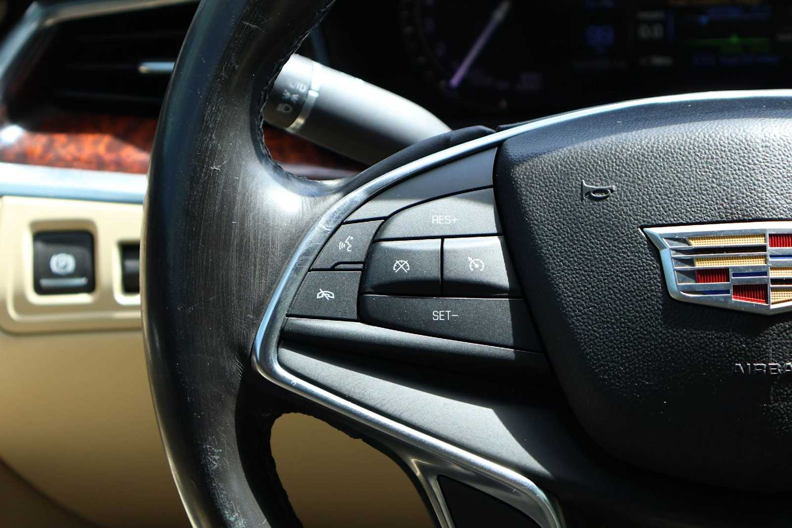Thumbnail: 2018 Cadillac XT5 - 22