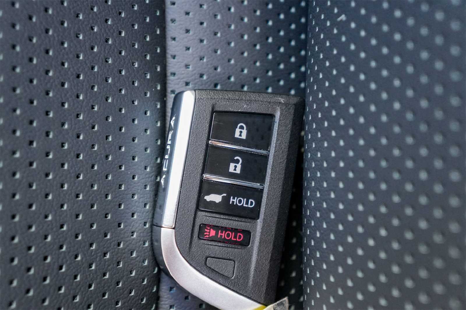 Thumbnail: 2025 Acura RDX - 20