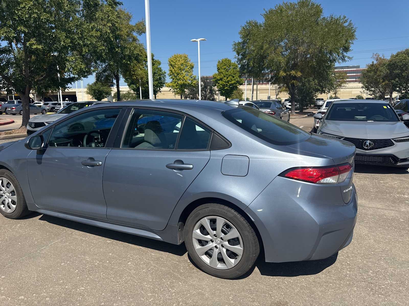 Thumbnail: 2020 Toyota Corolla - 3