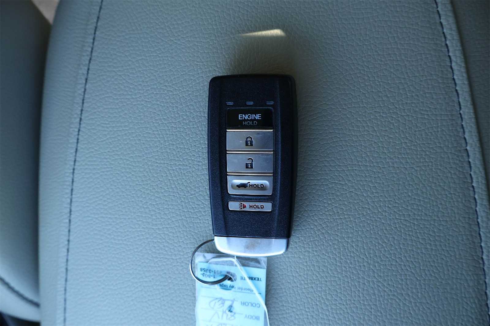 Thumbnail: 2020 Acura MDX - 20