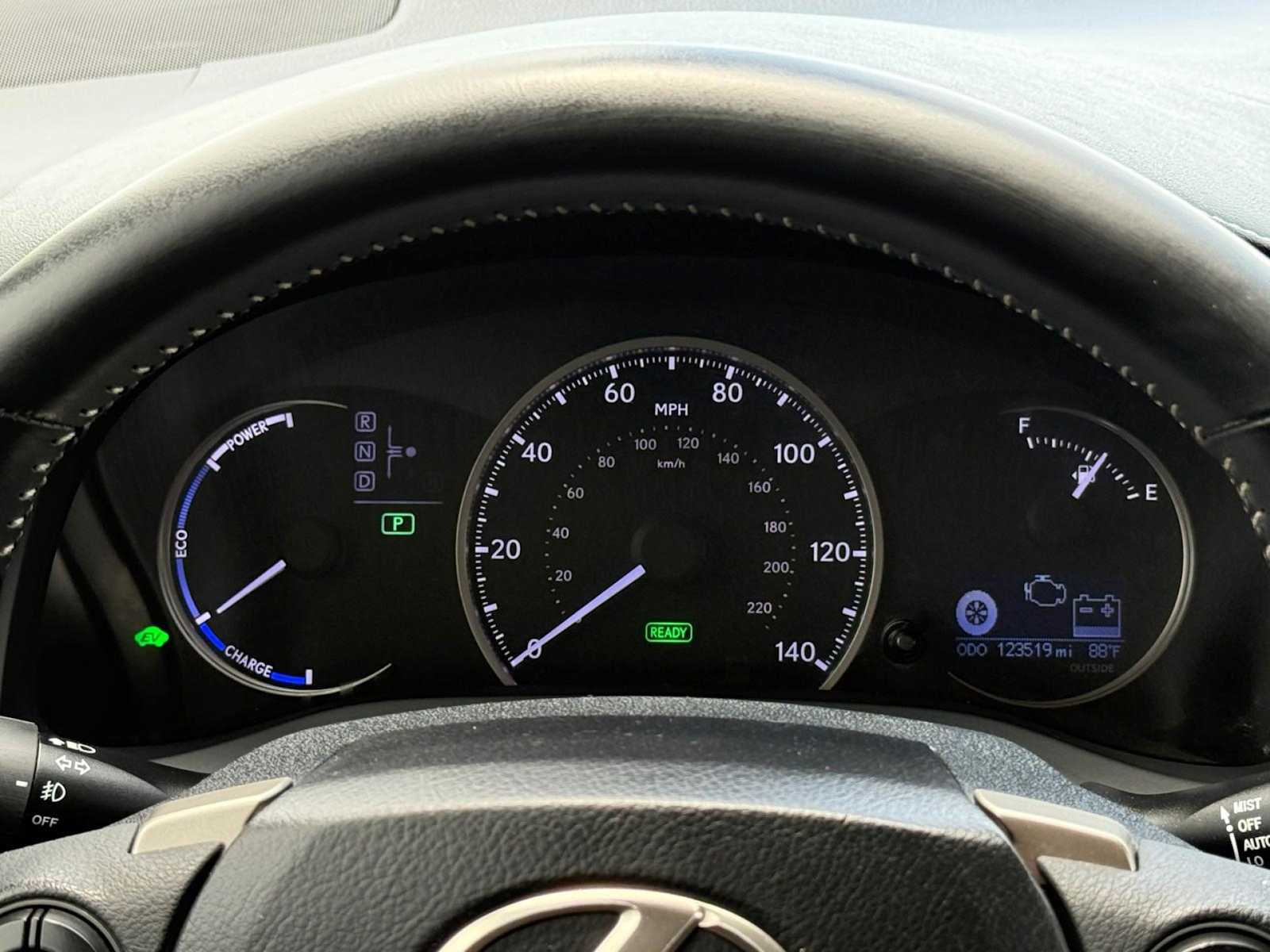 Thumbnail: 2015 Lexus CT - 18
