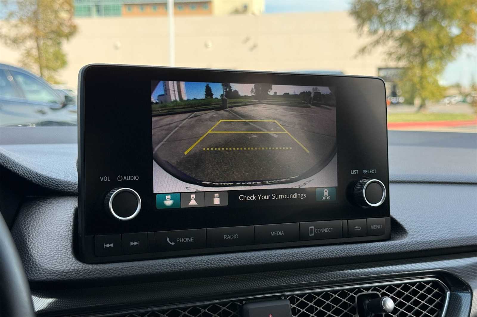 Thumbnail: 2025 Acura Integra - 27