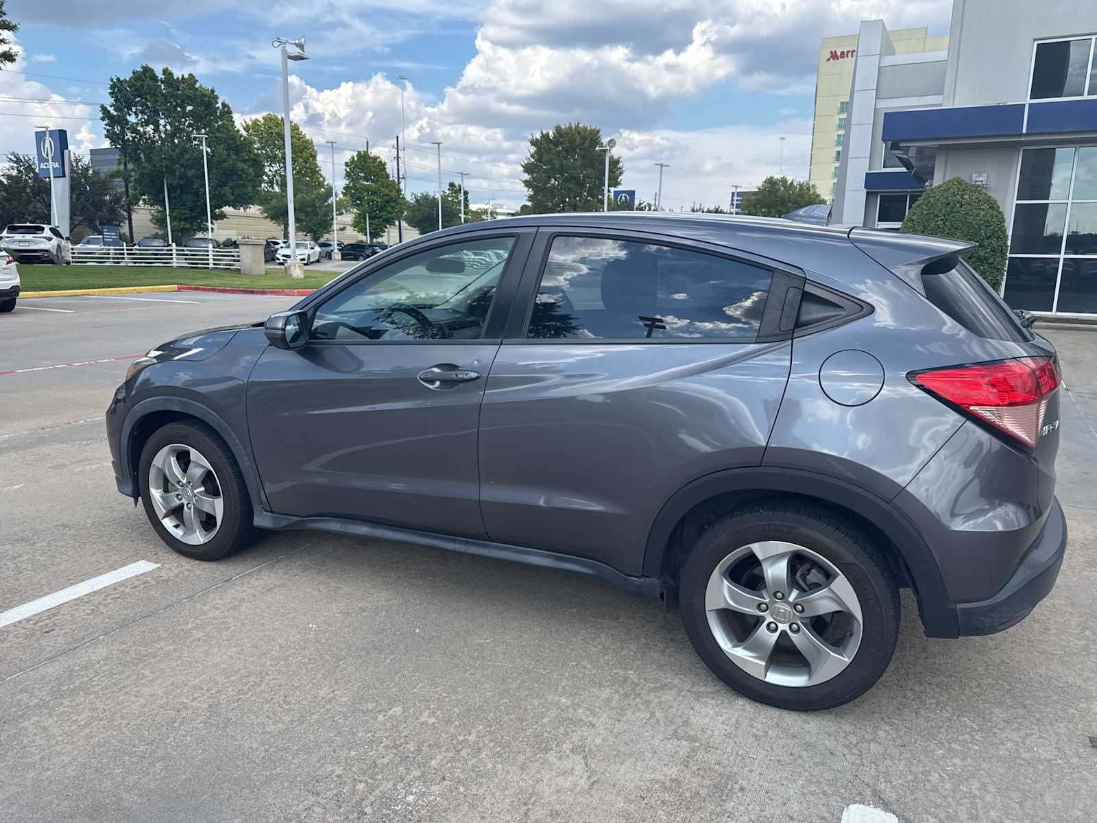 2017 Honda HR-V EX photo 3