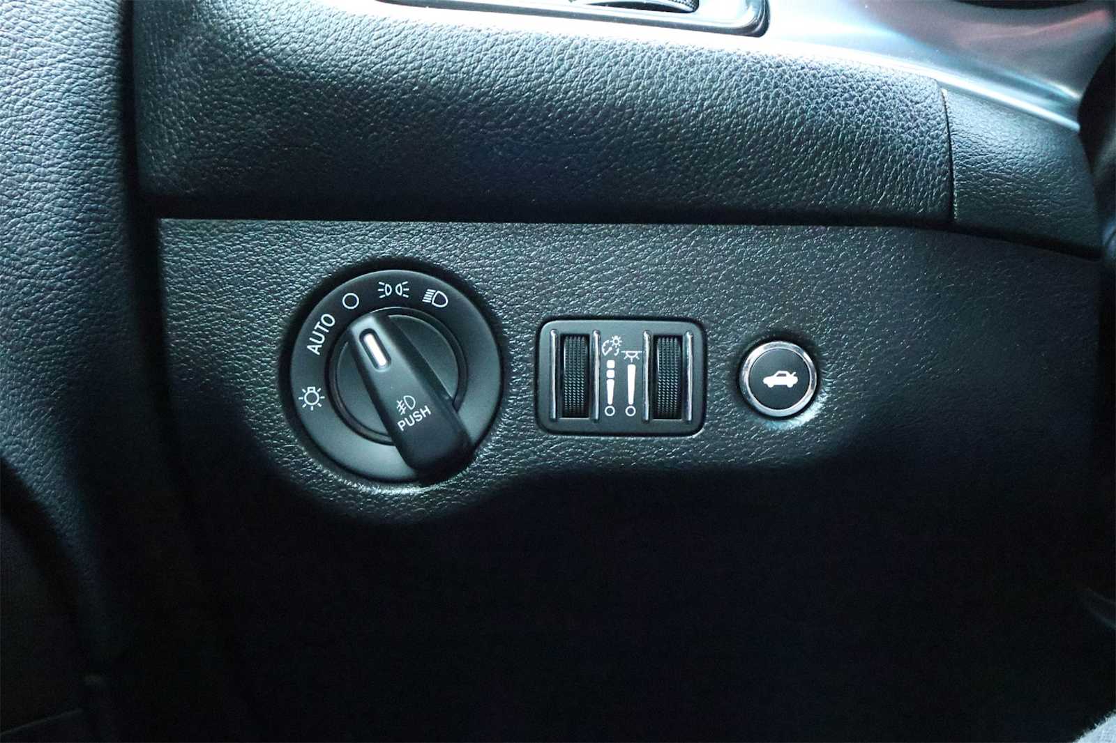 Thumbnail: 2021 Dodge Challenger - 27