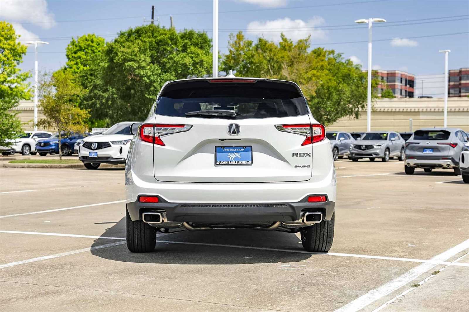 Thumbnail: 2025 Acura RDX - 5