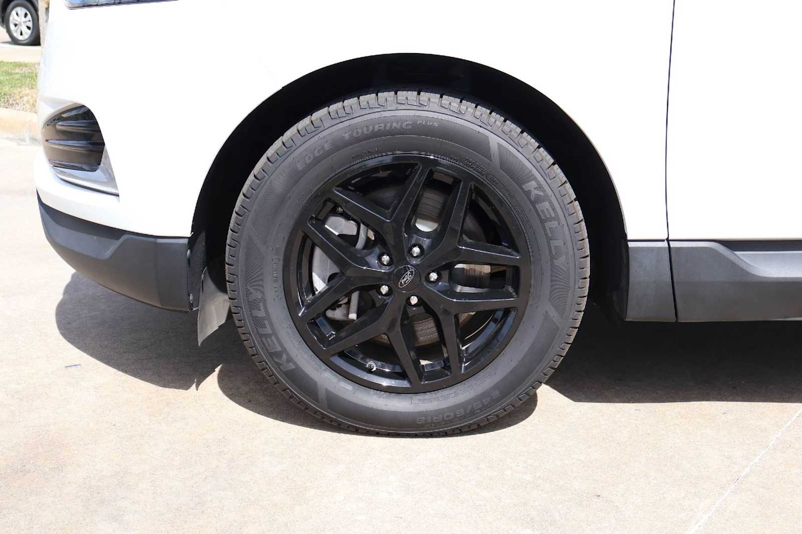 Thumbnail: 2024 Ford Edge - 8