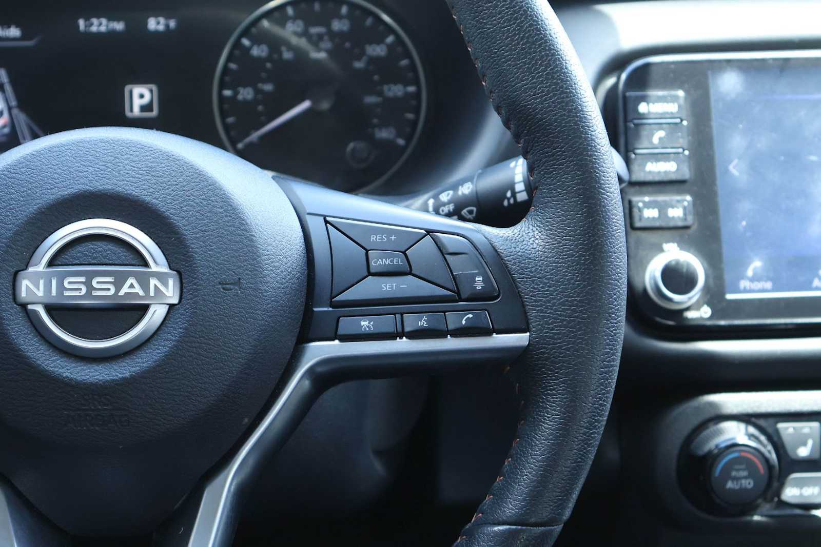 Thumbnail: 2023 Nissan Kicks - 23