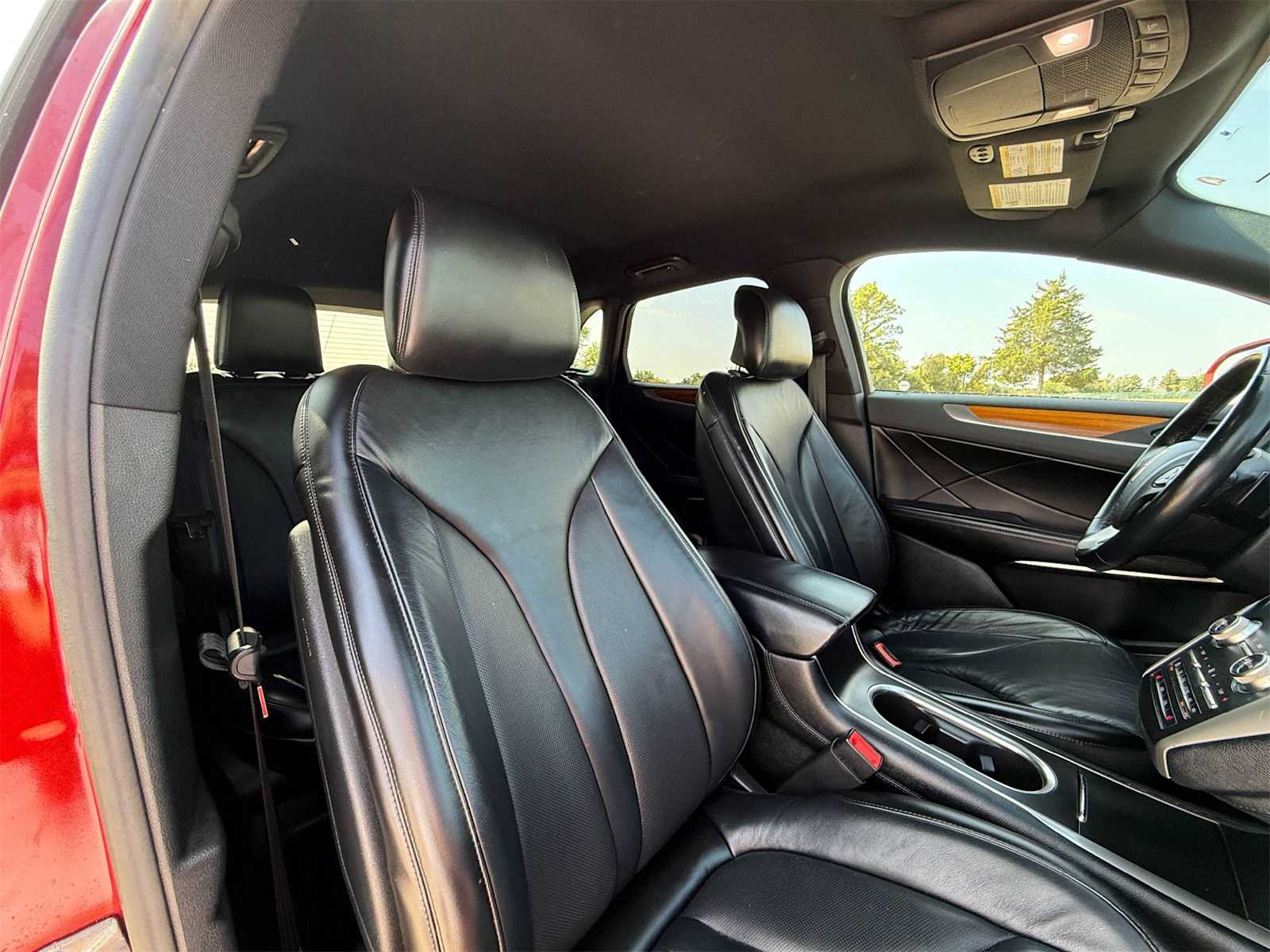 Thumbnail: 2019 Lincoln MKC - 14