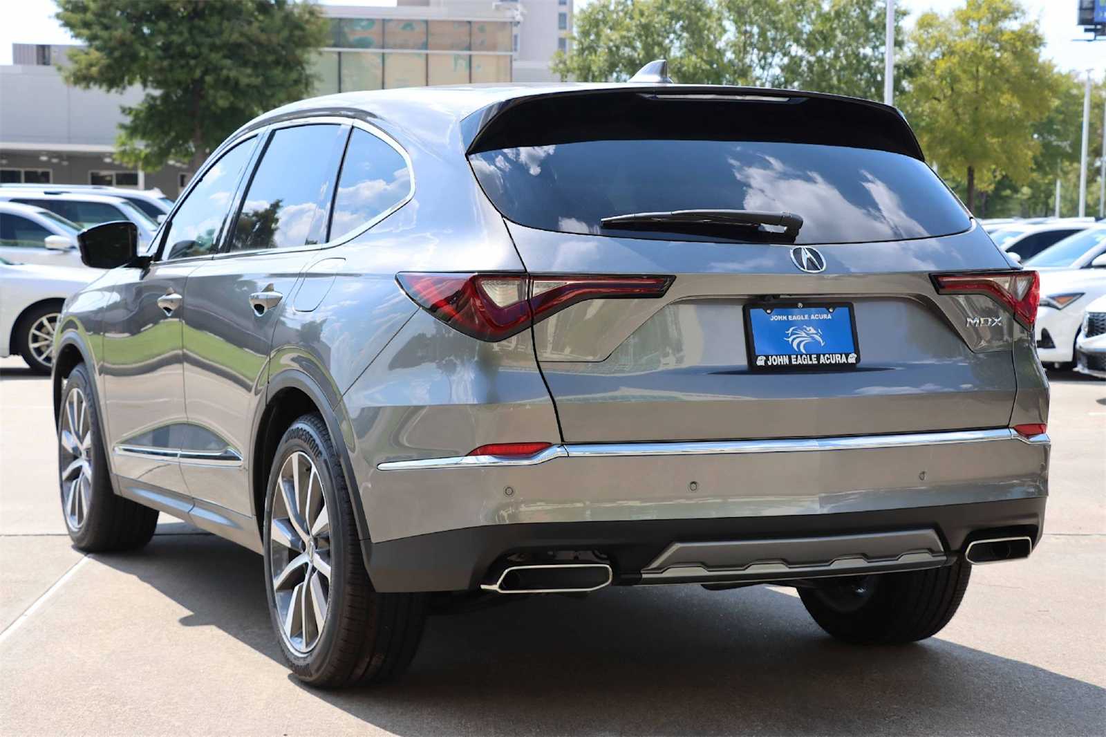 Thumbnail: 2026 Acura MDX - 4