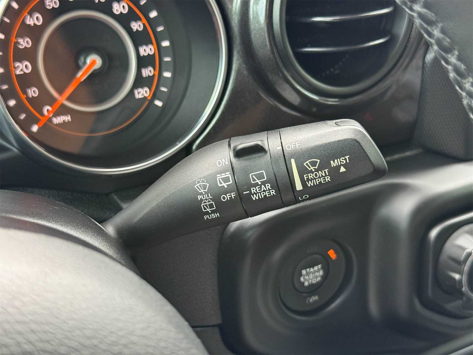 Thumbnail: 2019 Jeep Wrangler - 28