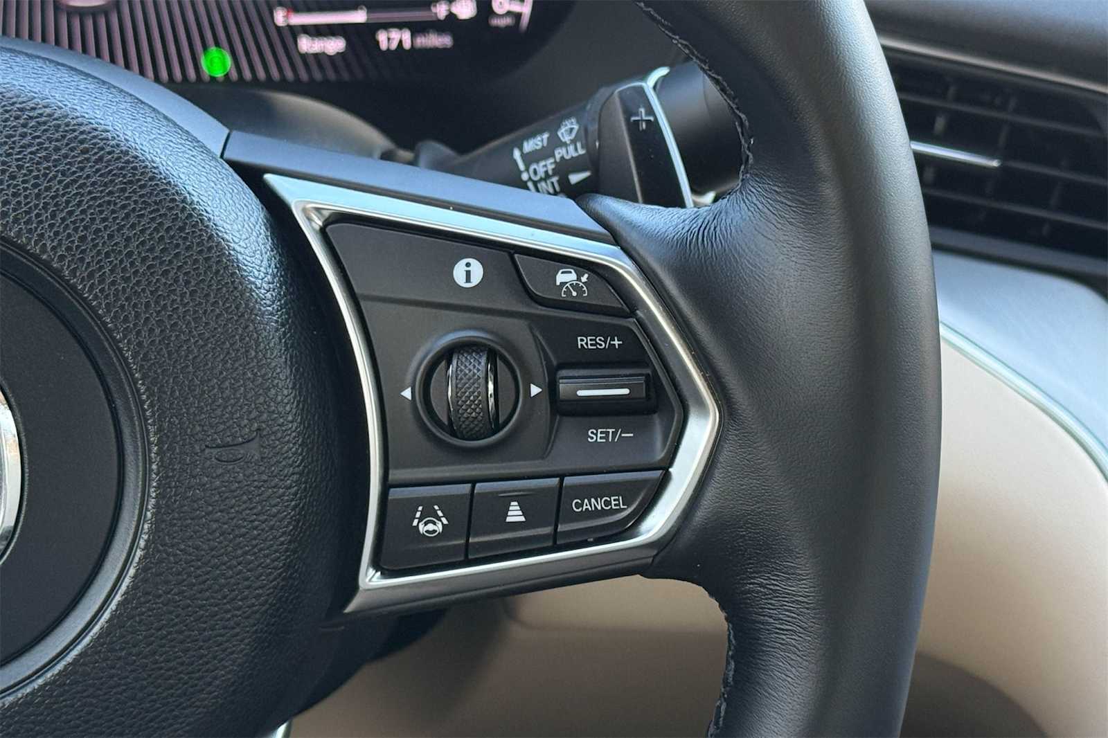 Thumbnail: 2025 Acura TLX - 23