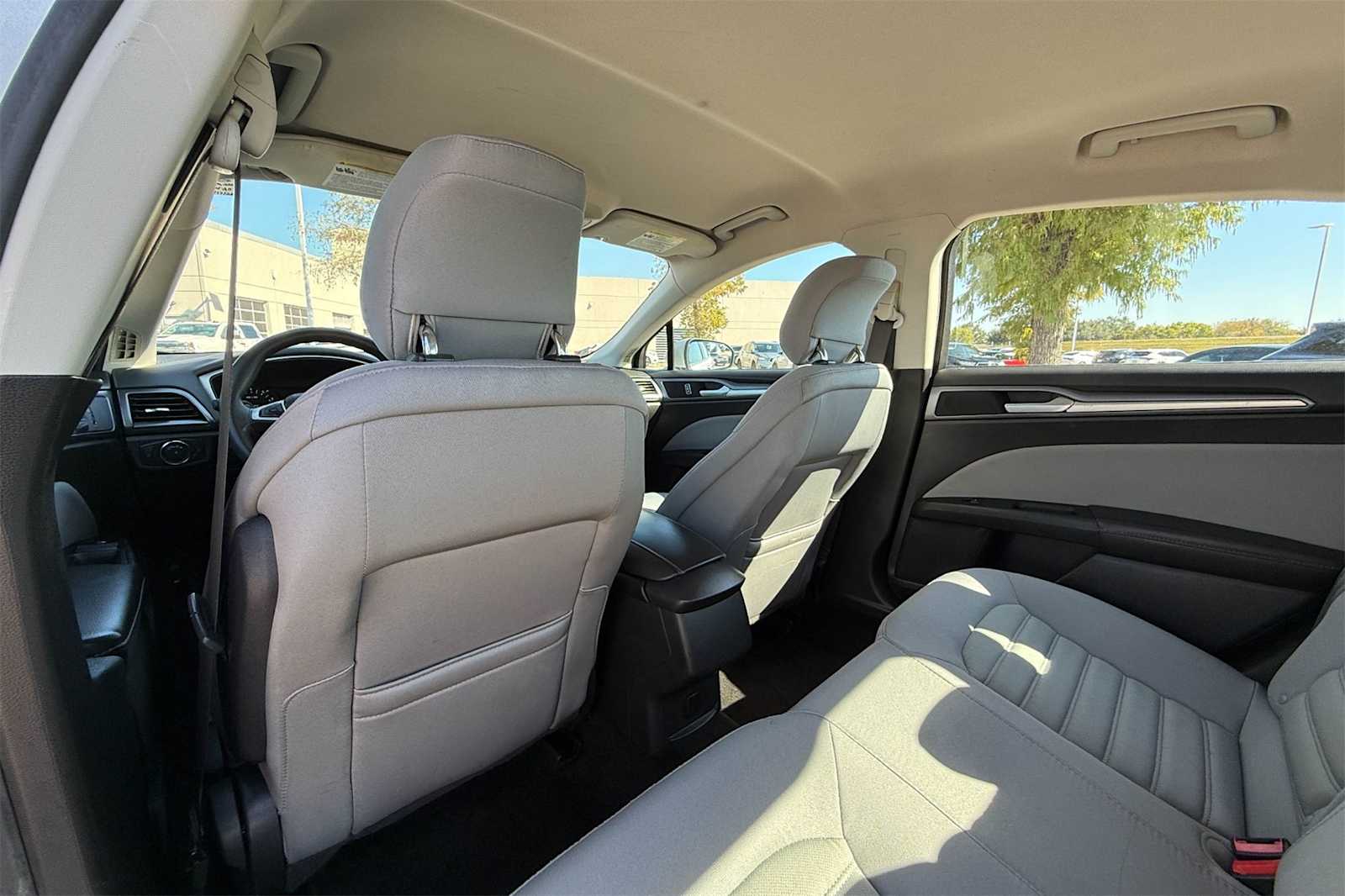 Thumbnail: 2014 Ford Fusion - 12