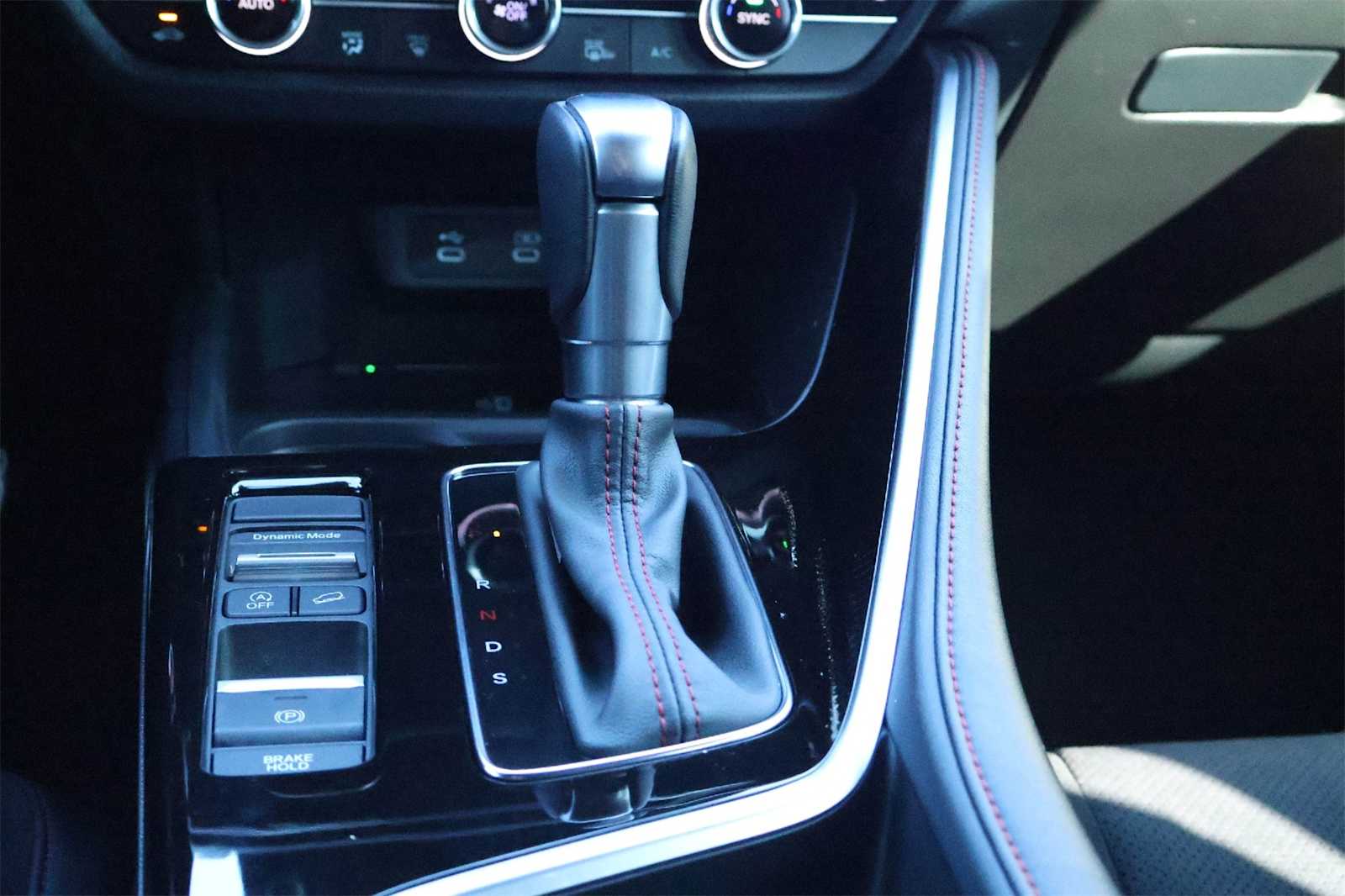 Thumbnail: 2025 Acura ADX - 17