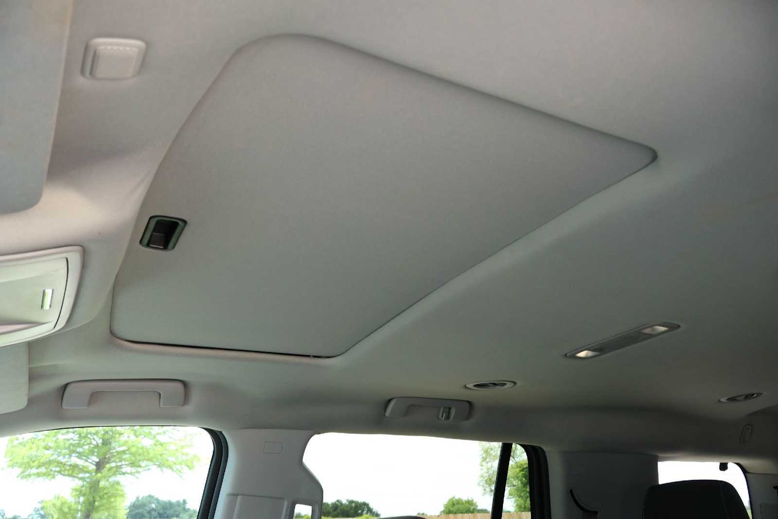 Thumbnail: 2016 GMC Yukon - 28