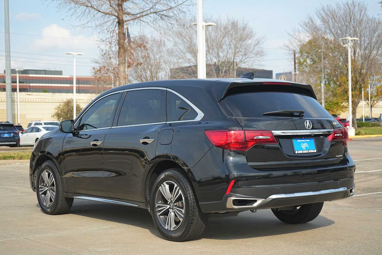 Thumbnail: 2018 Acura MDX - 4
