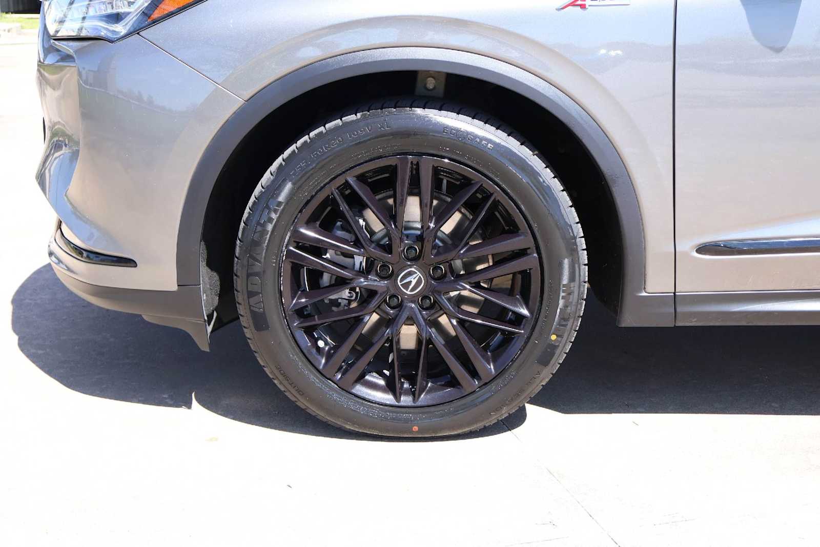 Thumbnail: 2023 Acura MDX - 8