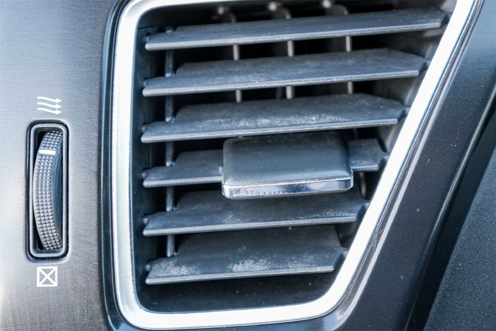 Thumbnail: 2015 Honda Civic - 28