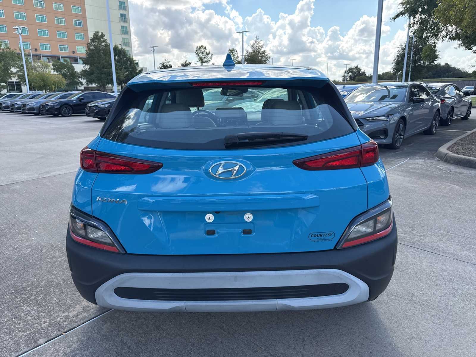 Thumbnail: 2022 Hyundai Kona - 4