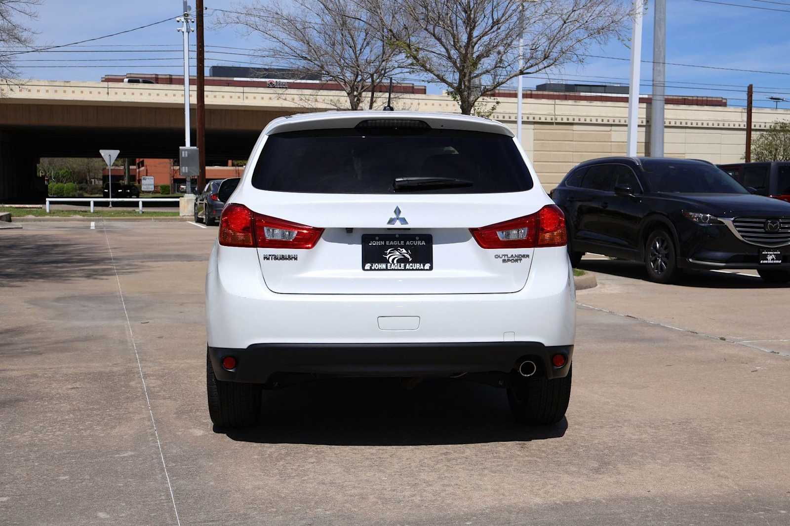 Thumbnail: 2015 Mitsubishi Outlander Sport - 5