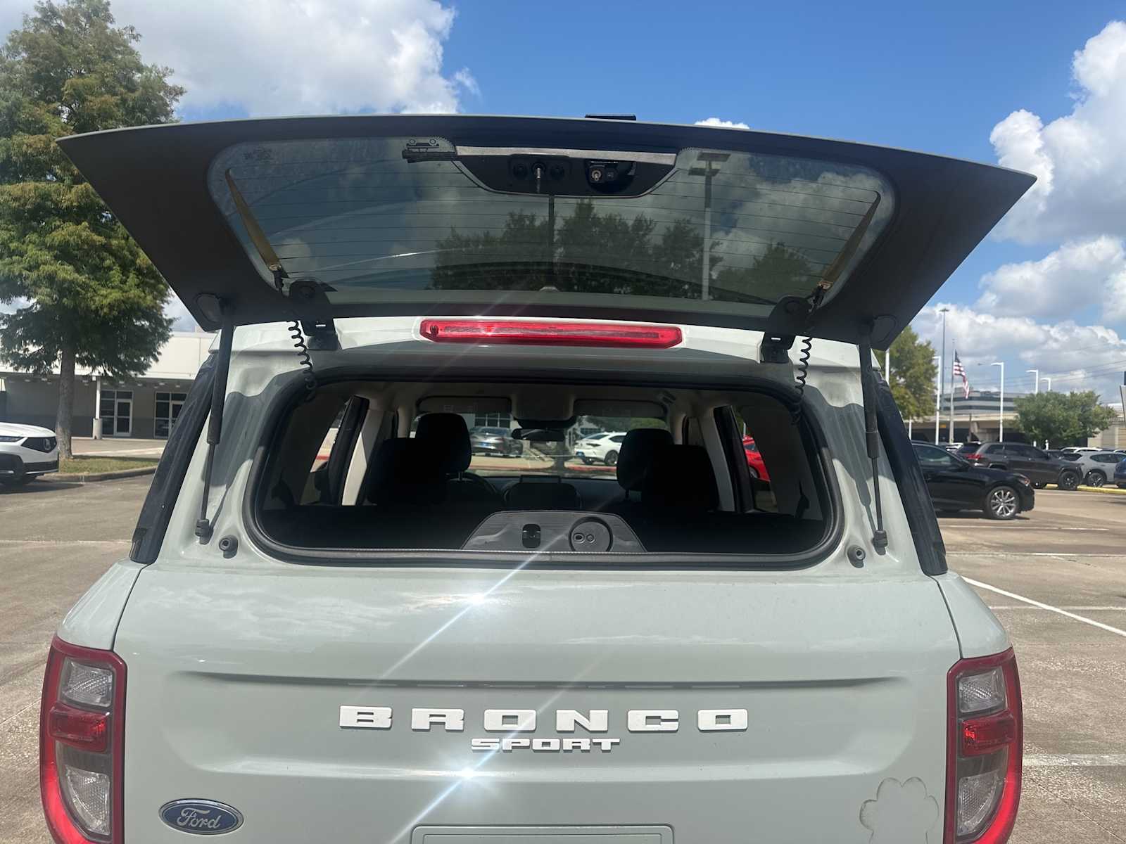 Thumbnail: 2022 Ford Bronco Sport - 7