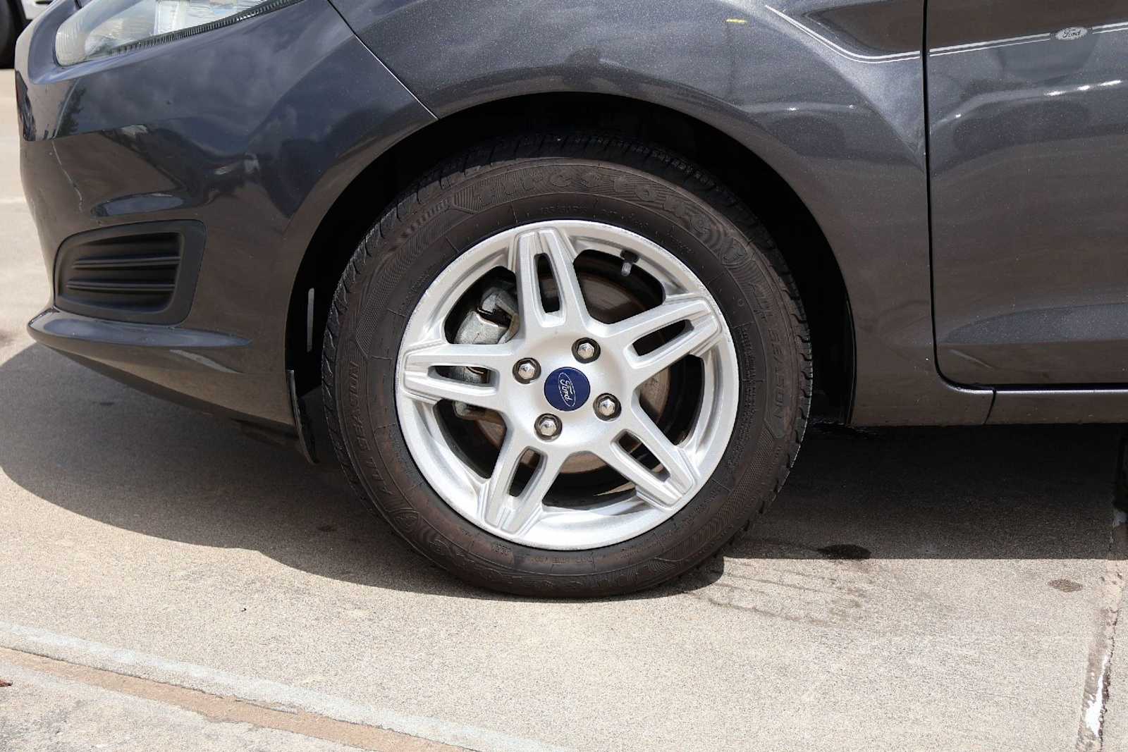 Thumbnail: 2018 Ford Fiesta - 8