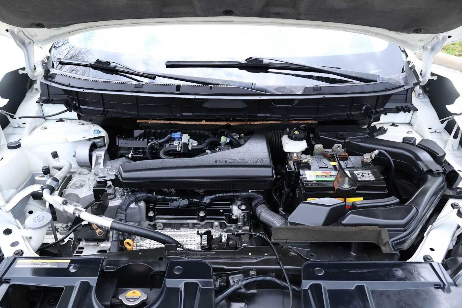 Thumbnail: 2016 Nissan Rogue - 9