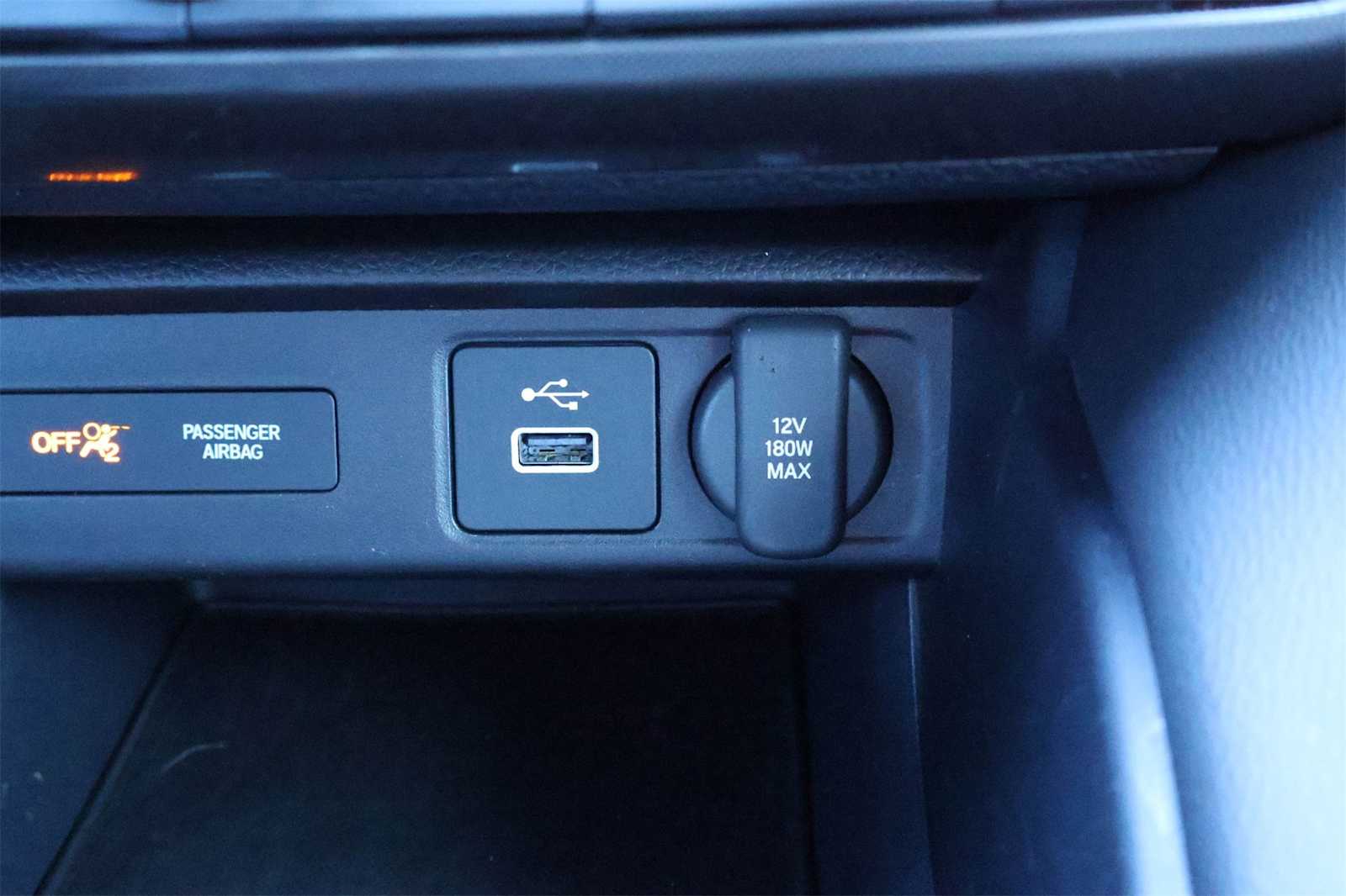 Thumbnail: 2025 Acura Integra - 26