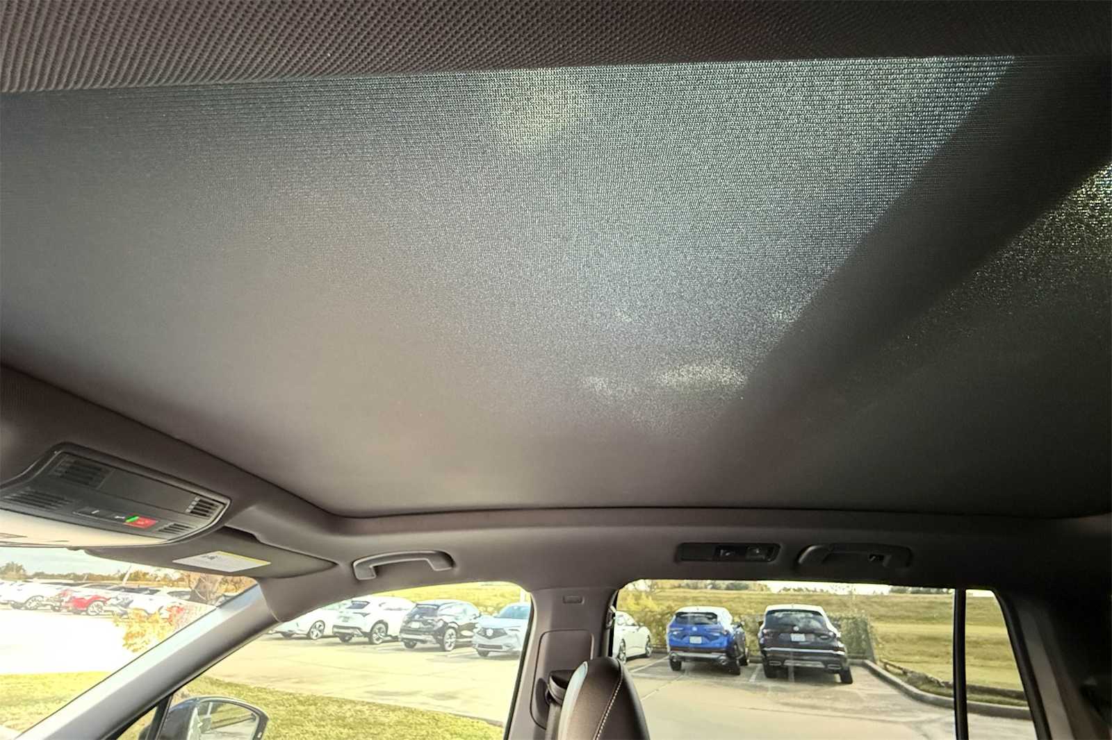 Thumbnail: 2022 Volkswagen Tiguan - 28