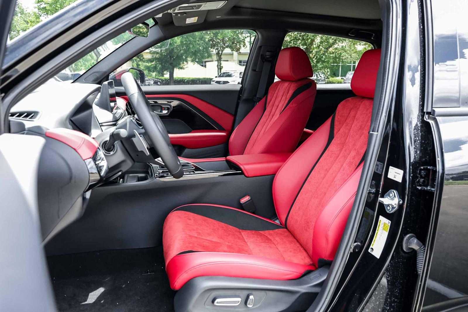 Thumbnail: 2025 Acura ADX - 11