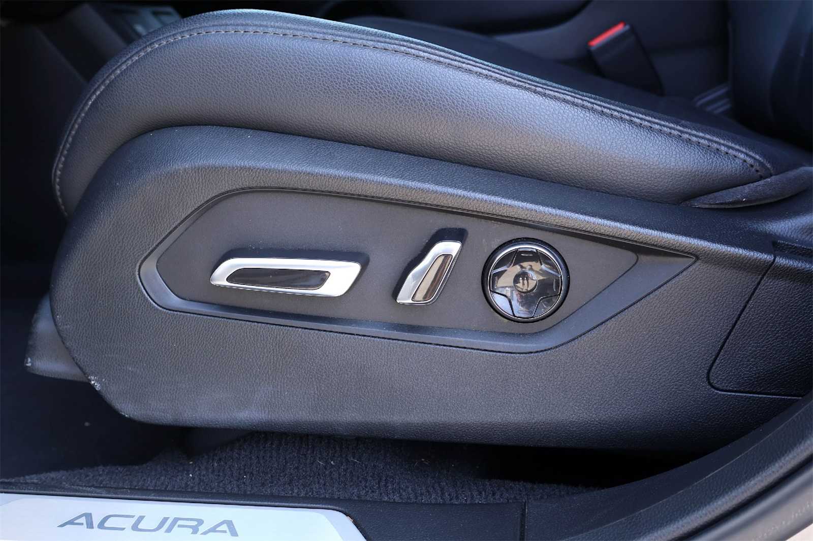 Thumbnail: 2020 Acura RDX - 24