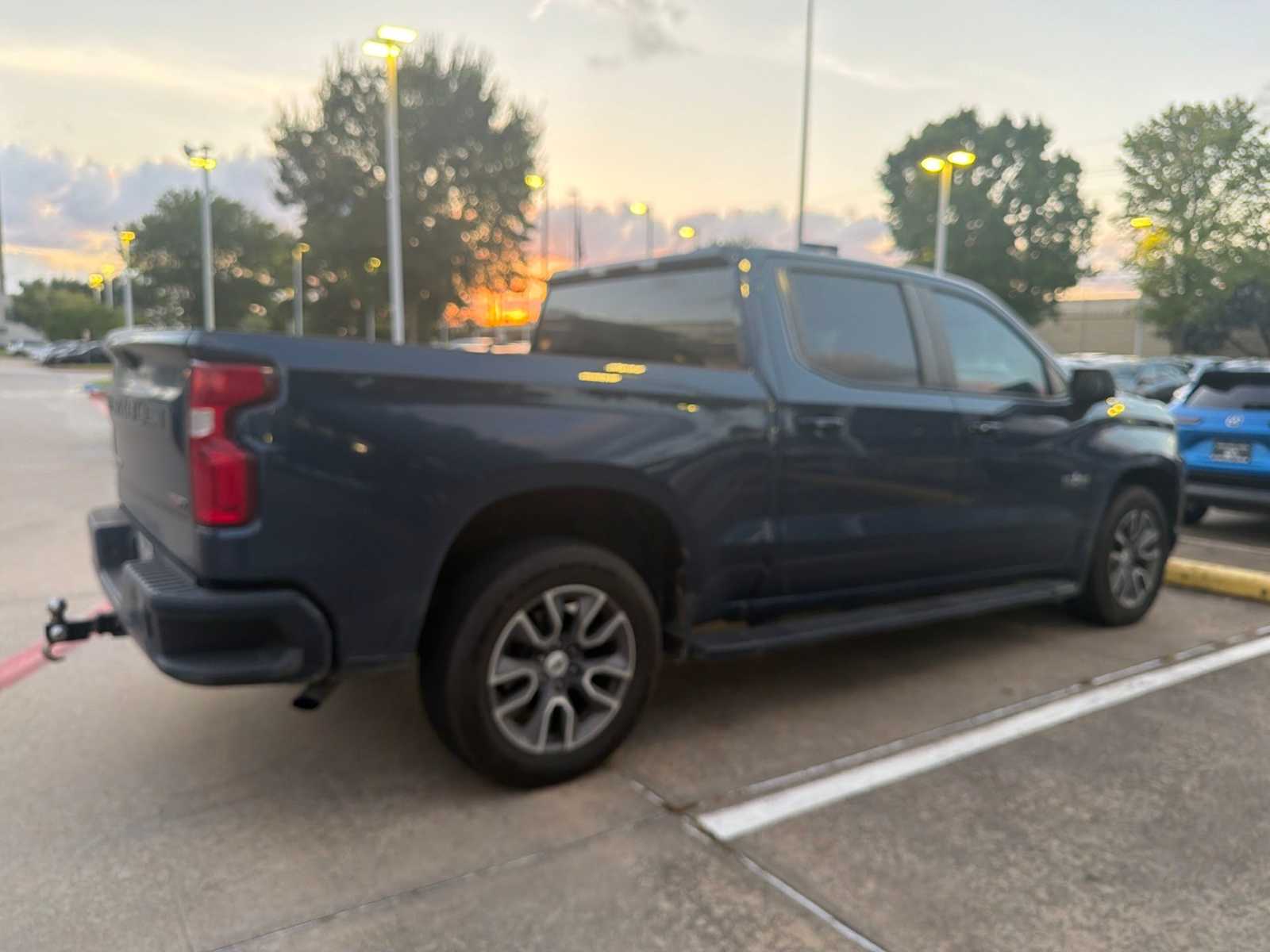 Thumbnail: 2021 Chevrolet Silverado 1500 - 4