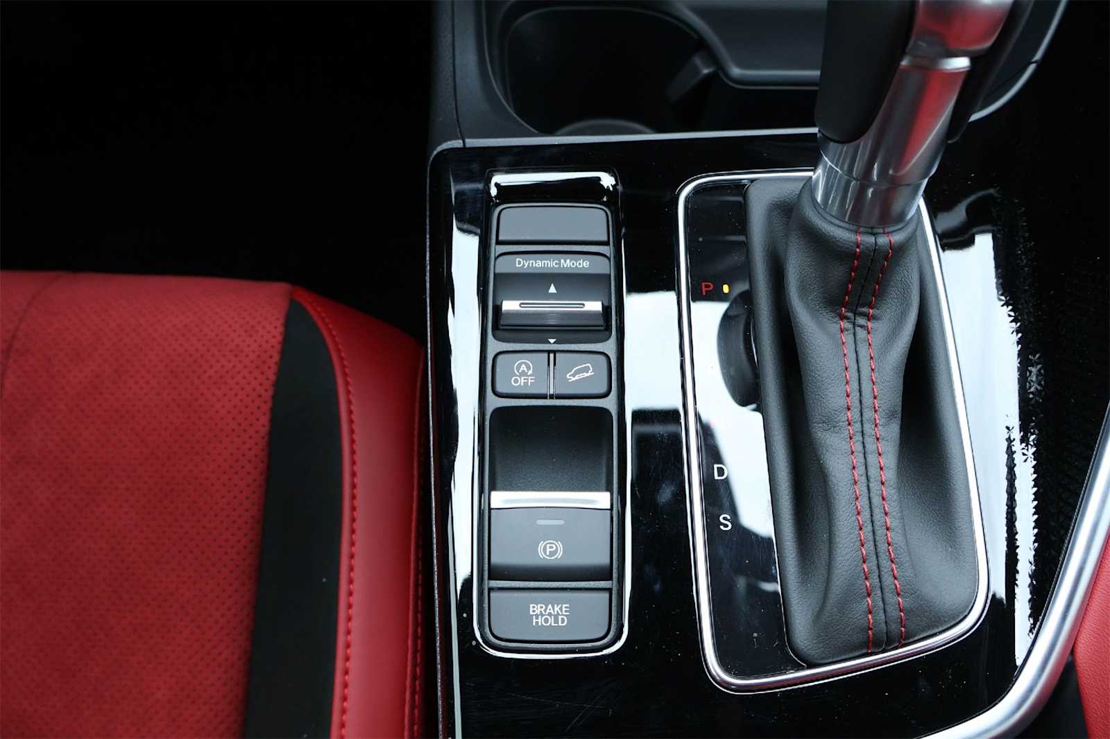 Thumbnail: 2025 Acura ADX - 25