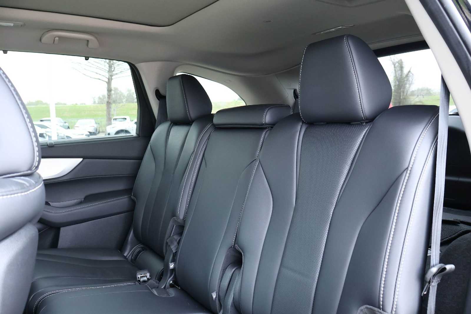 Thumbnail: 2023 Acura MDX - 13