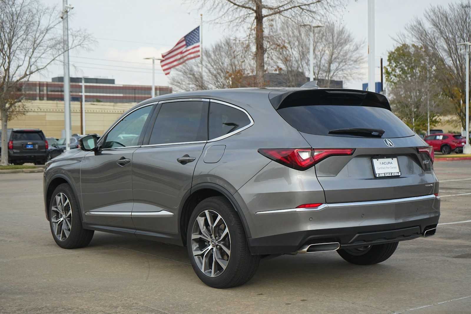 Thumbnail: 2024 Acura MDX - 4