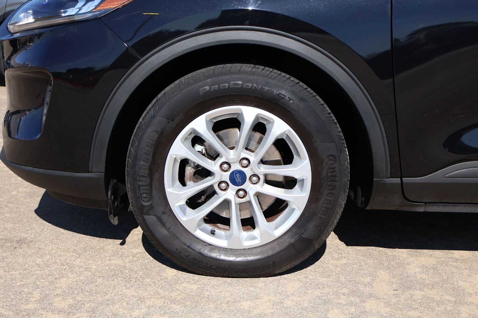 Thumbnail: 2022 Ford Escape - 8