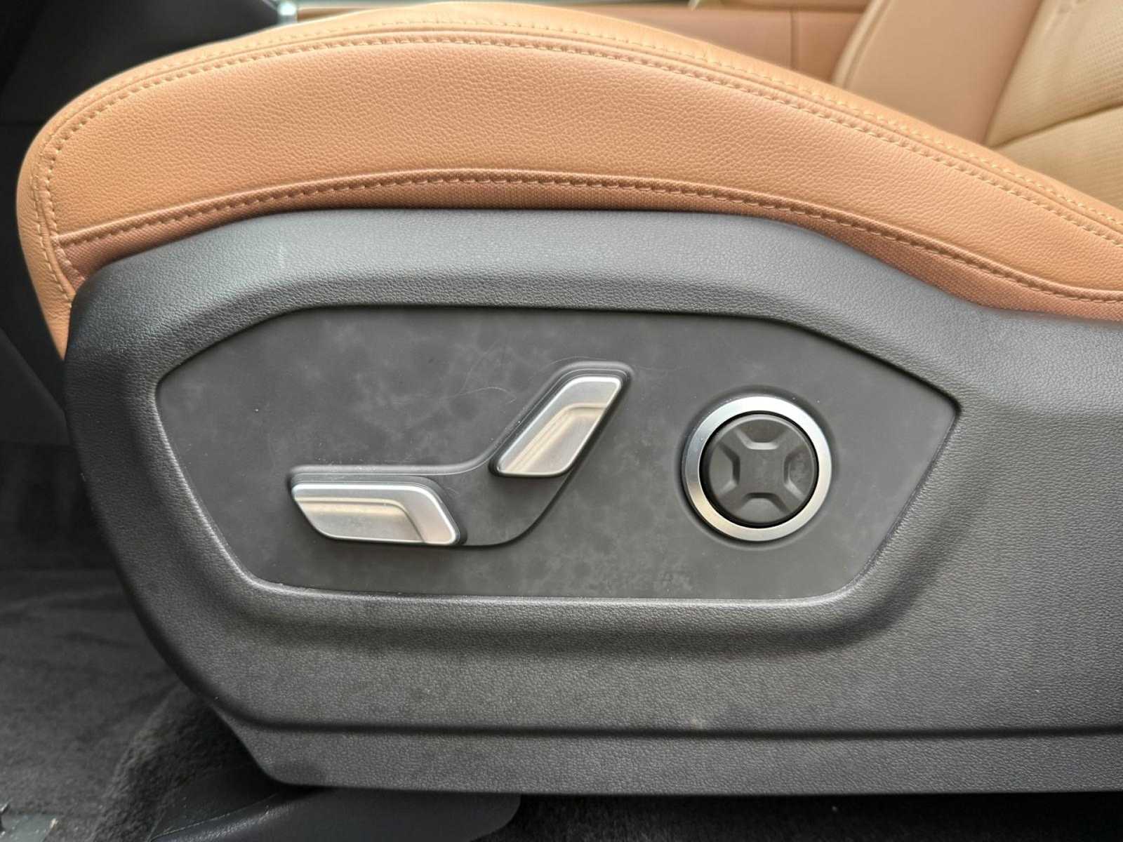 2025 Hyundai Santa Fe Limited 24