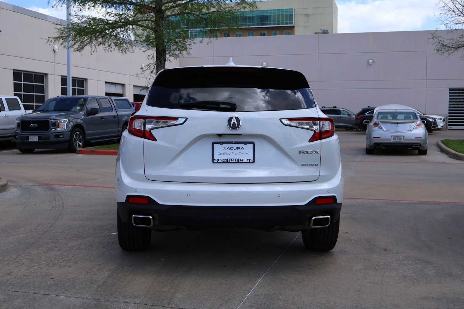 Thumbnail: 2025 Acura RDX - 5