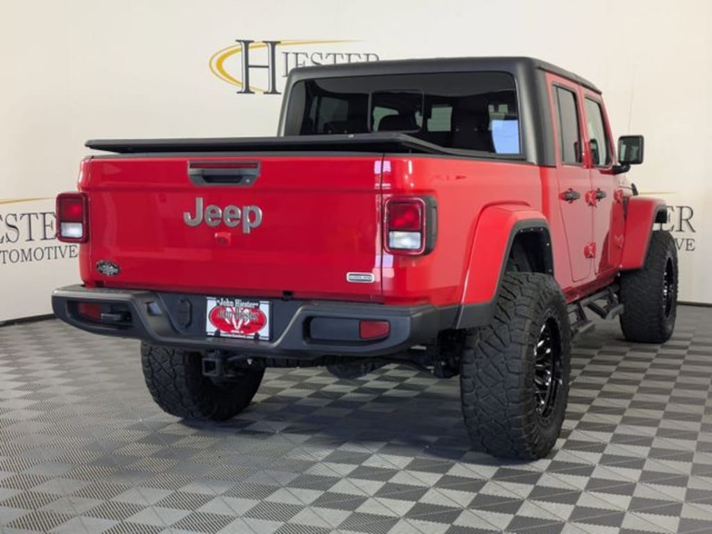 Certified 2023 Jeep Gladiator Overland Truck