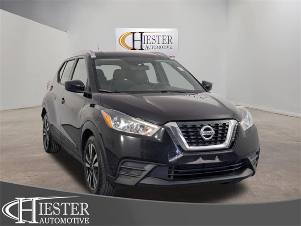 Used 2019 Nissan Kicks SV SUV