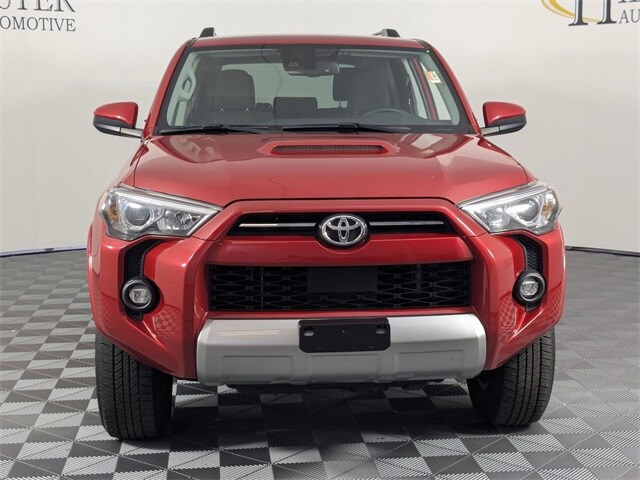 2024 Toyota 4Runner TRD Off-Road photo 2