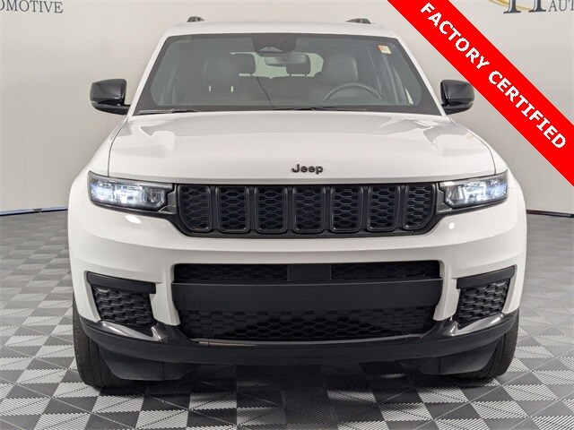 2024 Jeep Grand Cherokee L Sport photo 3